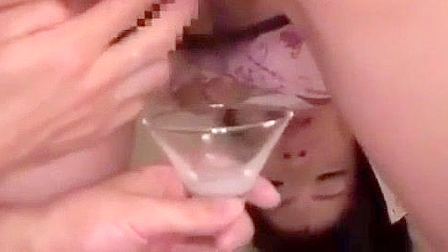 リスキー・セックス11 - 日本のポルノ産業でタブーの欲望が解き放たれる