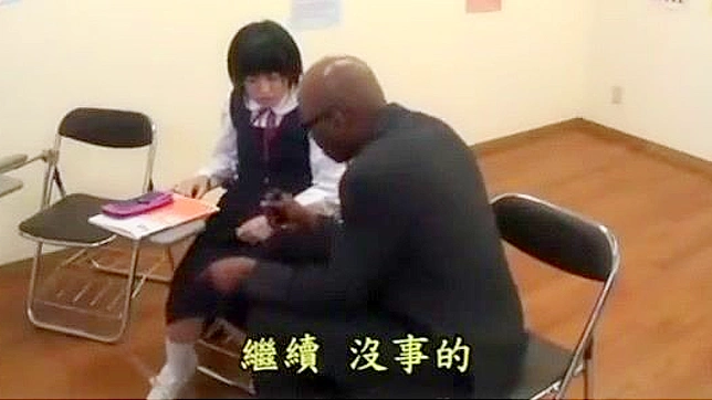 日本の女子校生がBBC教師に所有される【異人種フェイシャル