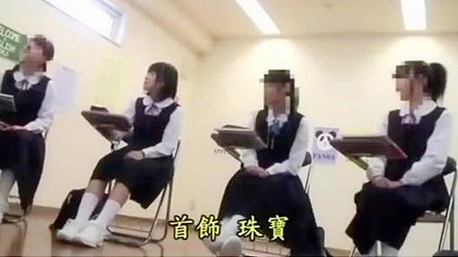 日本の女子校生がBBC教師に所有される【異人種フェイシャル