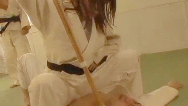 官能のスパーリング - 女柔道教師、禁断の床プレイ