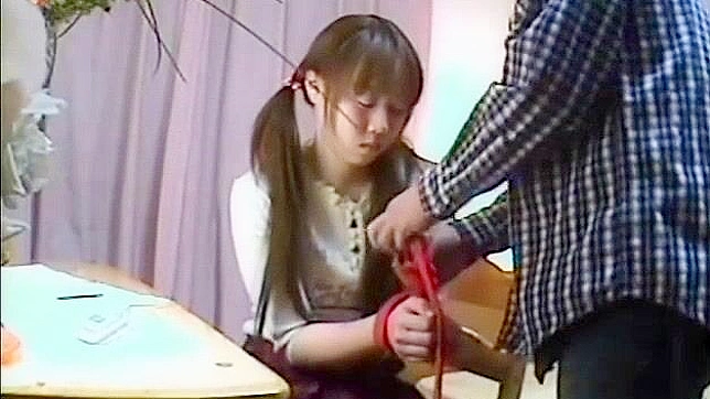 日本人家庭教師のタブー・フェチがスチームな長編ビデオで暴露される