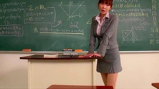 Japanese Teacher Gets Her Face Creamed By Students For Ultimate Pleasure