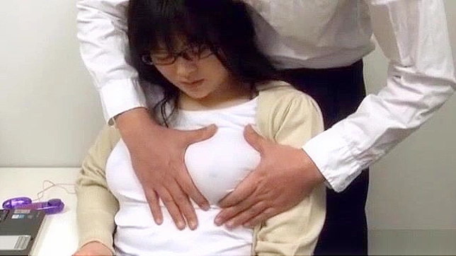 日本のポルノスター広瀬葉子、心を揺さぶるフェラテク！