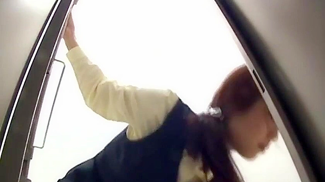 Sexy OLs Strip Down in Tokyo Locker Room ~ Secretly Captured on Film