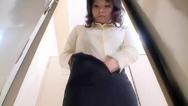 Exclusive ~ Nude Office Ladies Caught on Camera Changing in Tokyo Locker Room