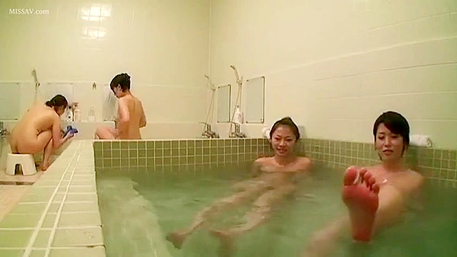 盗撮の夢が叶う！裸の日本女性のボディは目の保養になる！