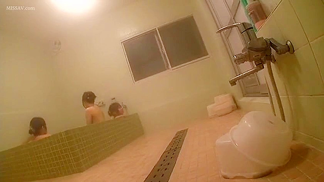 Voyeurism at Its Hottest! Public Shower Spying on Nude Girls!