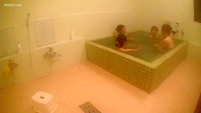 Porn Reality! Japanese Schoolgirls' Naked Bodies Exposed, #Voyeur