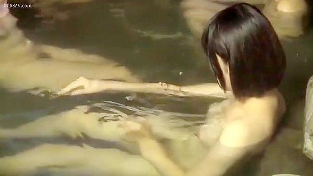 Risque Escapades! Naked Japanese Schoolgirls with a Voyeur in the Onsen!