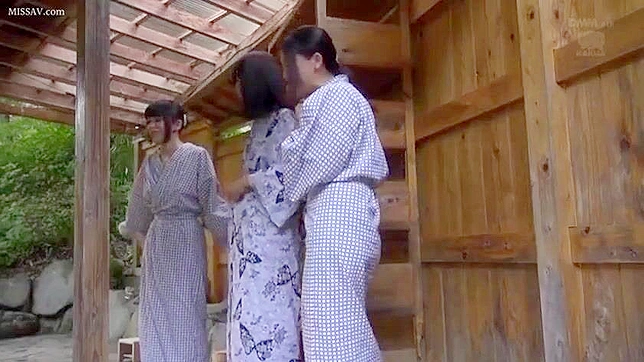 Get a Glimpse of Naked Japanese Girls in Public Onsen with Big Boobs and Nude Pussy