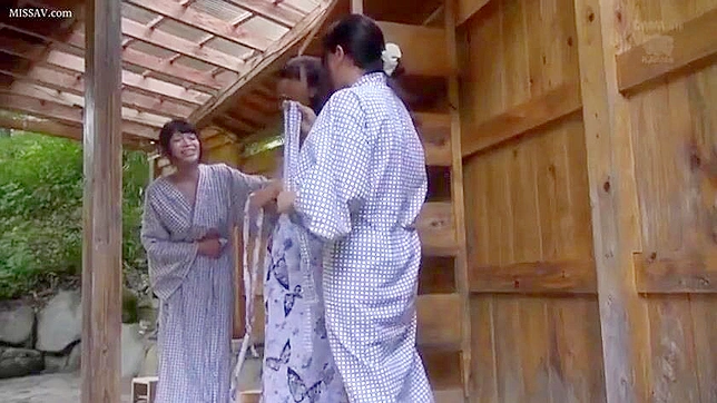 Get a Glimpse of Naked Japanese Girls in Public Onsen with Big Boobs and Nude Pussy