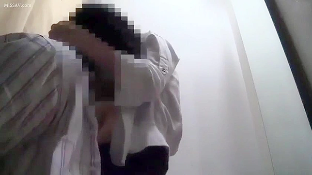 Raw Japanese pussy-licking delight caught by hidden camera in mall dressing room!