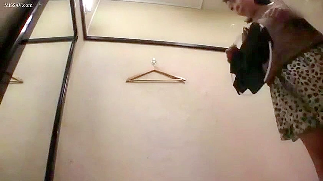 Sneaky Dick Caught Peeping at Hot Jap Pussy in Fitting Room