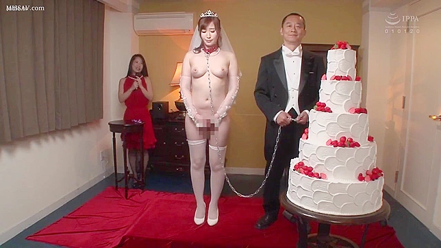 Fucktoy submissive Jap bride takes thrusting Viagra hard-on, eagerly servicing fuckers!