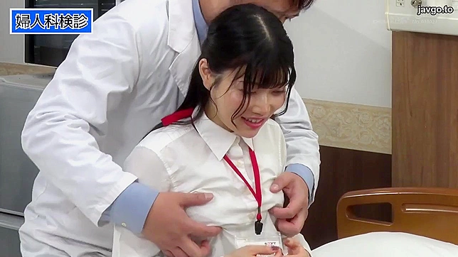 Sneaky handjobs and juicy hole-stuffing as pervy Jap doc gives steamy medical treatment