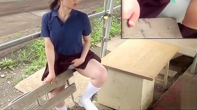 Jav Idol Ririka Sunohara Pounds Huge Dick on Bench!