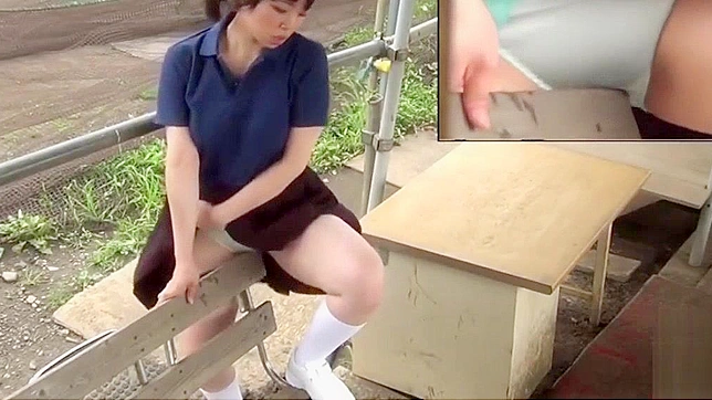 Jav Idol Ririka Sunohara Pounds Huge Dick on Bench!