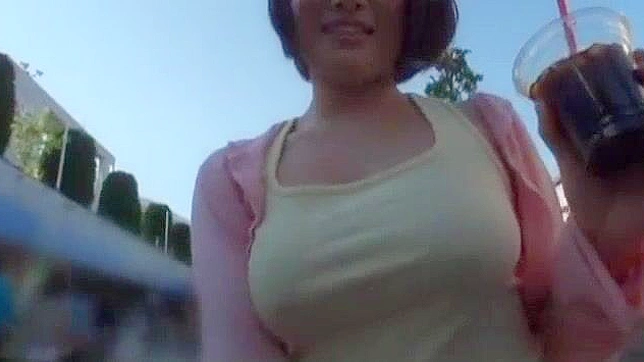 Japanese Beauty Momoka Sakura in Hot Outdoor JAV Video