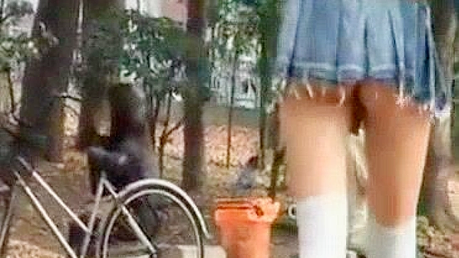 Jap babe public peeing outdoor fun in Japan - must-watch Japanese porn