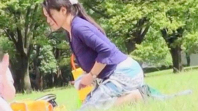 Japanese Whore Mayu Otsuka in Explosive Outdoor Panchira JAV Video