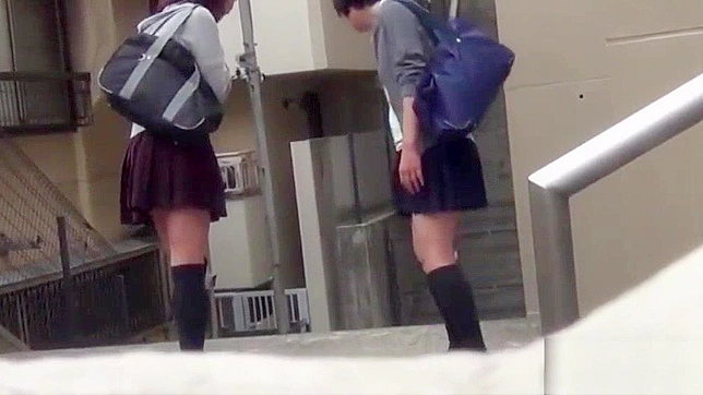 Jav Porn ~ Bizarre Japanese Teen Pissing Video