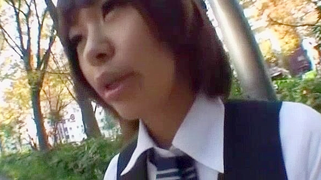 Japanese Girl Yua Saeki's Incredible Blowjob/Fera in Outdoor JAV Video