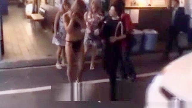 JAV ~ Public Nudity in Japan with Tan Gyaru and Zero Shame