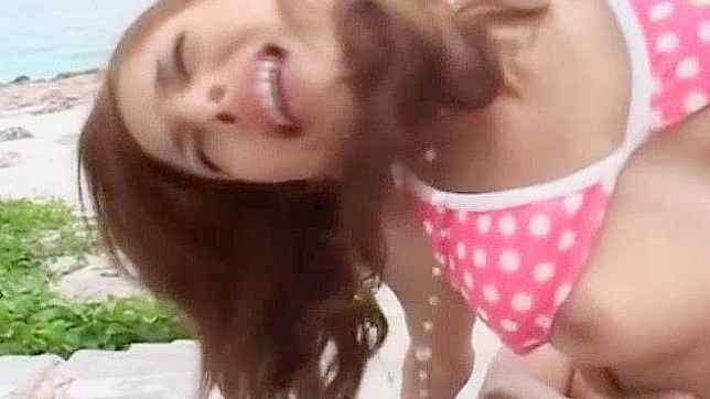 Japanese Pornstar Tina Yuzuki's Outdoor Sex Scene