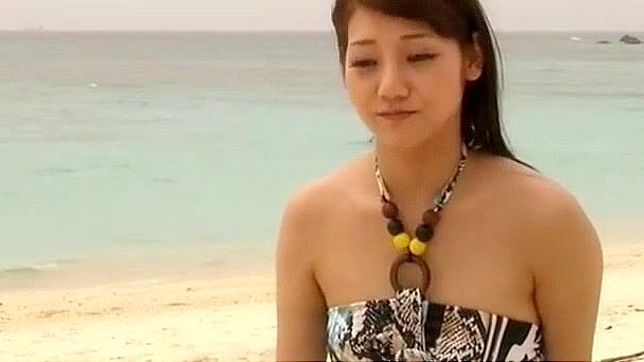 Japanese Pornstar Rei Mizuna in Racy Beach JAV Video