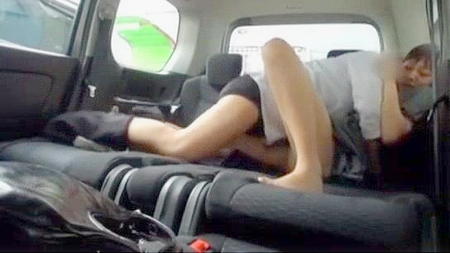Jav MILF Gets Deep Fucked in a Car - Exclusive Japanese Porn Video