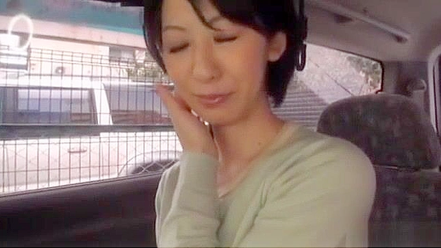 JApanese AV Superstar Fucked with Dildo - Explosive Backseat Action!