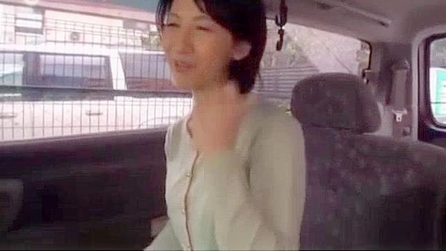 JApanese AV Superstar Fucked with Dildo - Explosive Backseat Action!