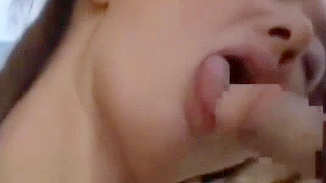 Japanese MILF in Stockings Gets Outdoor Fucked - JAV Video