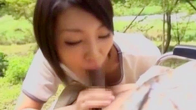 Jap slut's wild outdoor romp in JAV-inspired scene