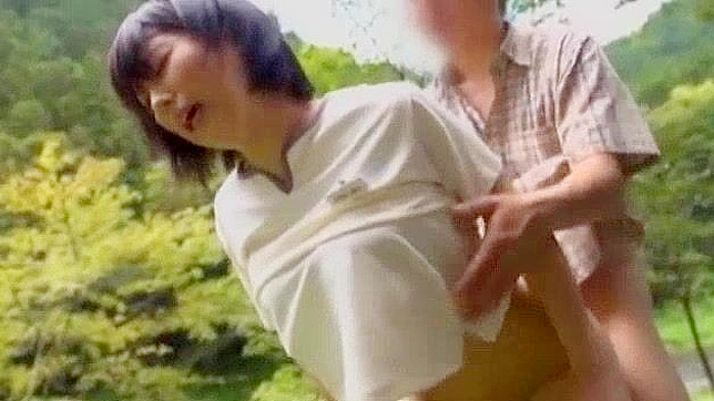 Jap slut's wild outdoor romp in JAV-inspired scene