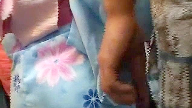 Japanese Slut's Intense Masturbation Orgasm in JAV Clip