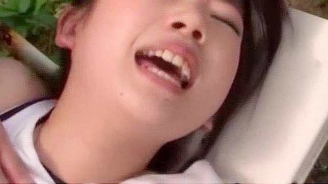 Japanese Pornstar Natsu Aoi's Intense Gangbang and Cunnilingus Scene in JAV Video