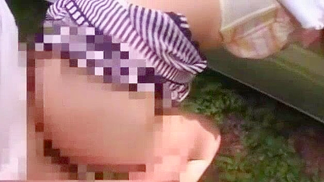 Jav Hunter Aki Katase Seducing Men in Exotic Public Japanese Garden Sex