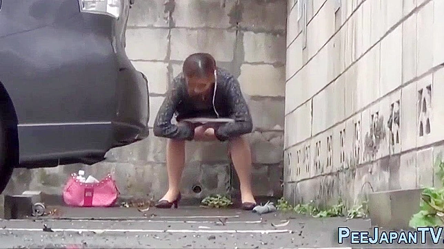 Jav Peeing Porn ~ Hot Heeled Asian Girl Outdoor Fetish