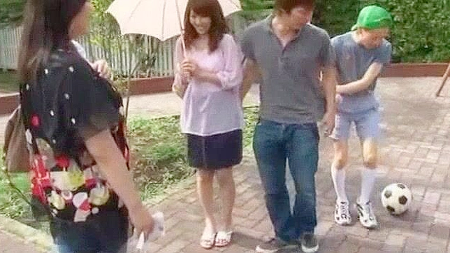 Japanese Pornstar Misa Yuuki in Public JAV Video