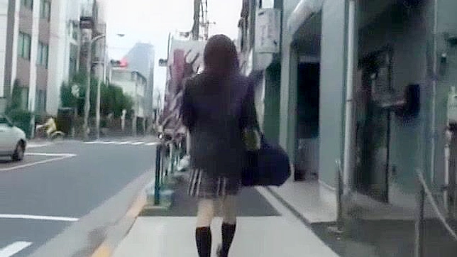 Japanese Teen in Crazy Outdoor JAV - Unmissable Porn Video