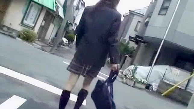 Japanese Teen in Crazy Outdoor JAV - Unmissable Porn Video