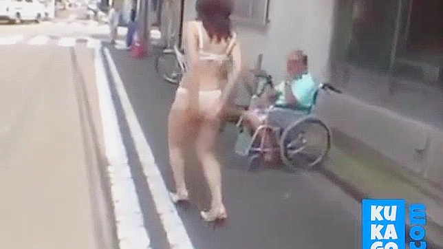 Jav ~ Japanese Girl Strips Naked In Crowded Area – Shocking Video