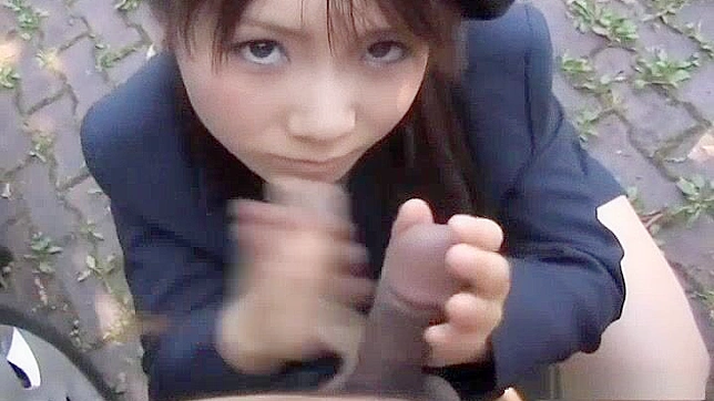 Jav Porn ~ Momo Aizawa's Roadside Exposure Moment ~ Japanese Porn Video