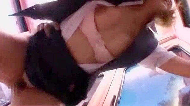 Japanese Girl Masturbates in Crazy Outdoor JAV Scene