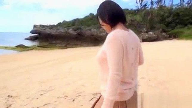 Jap Teen Kazari Hanasaki Gets Fucked on Beach