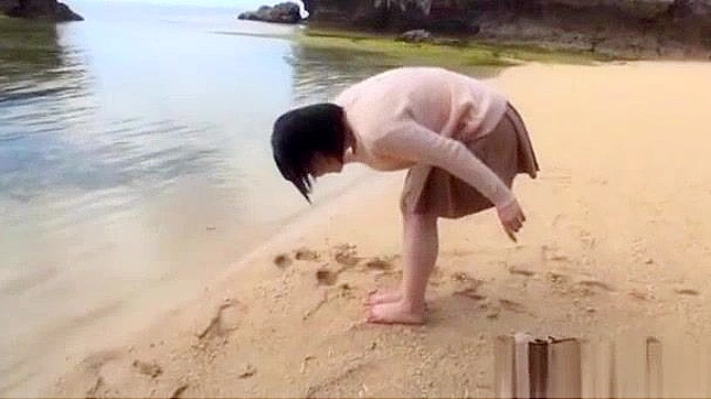 Jap Teen Kazari Hanasaki Gets Fucked on Beach