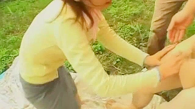 Japanese Pornstar Sara Minami's Hottest Outdoor Cumshot Scene