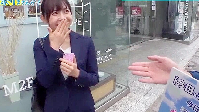 Japanese Hottie Gives Explosive Blowjob in Jav Clip