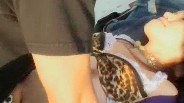 Horny Japanese JAV Star in Stockings/Pantsu Outdoor Scene